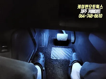 제주 폭스바겐 투아렉 비노출 엠비언트 시공, 아이나비 Z8000 블랙박스 설치 / 제주시 오라삼동