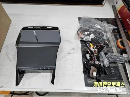 포드 익스플로러 안드로이드 올인원, 어라운드뷰 시공으로 스마트한 차량 이용 / 제주시 오라삼동