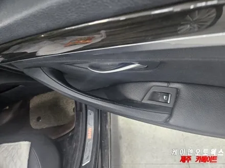제주 BMW 5시리즈 사이드미러 유리 파손 옵틱글라스 광각 미러 교체, 끈적이는 도어 손잡이 교체 / 제주시 오라삼동