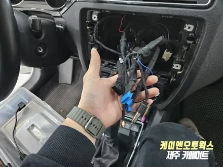 폭스바겐 제타 스마트 CDT 안드로이드 올인원 64GB 버전 설치 작업 / 제주시 오라삼동