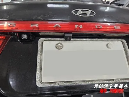 제주 그랜저TG 거치형 모니터 + 어라운드뷰 장착으로 사각지대 제로! / 제주시 오라삼동