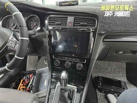 폭스바겐 골프 자동차 케이픽 K-로이드 안드로이드 올인원 네비게이션 설치 후기 / 제주시 오라삼동