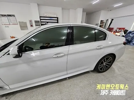 BMW 520i 썬팅 재시공 추천 제품 / 솔라가드 배럴X 열차단 프라이버시 보호에 탁월한 반사 필름 / 제주시 오라삼동