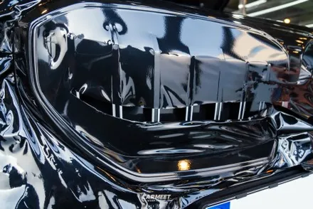 부산랩핑 bmw g60 520i 신형 5시리즈 그릴 크롬죽이기