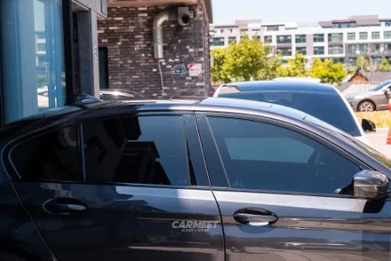 명지 크롬죽이기 BMW 5시리즈 윈도우몰딩을 깔끔하게 (부산 에코델타) / 부산 명지동
