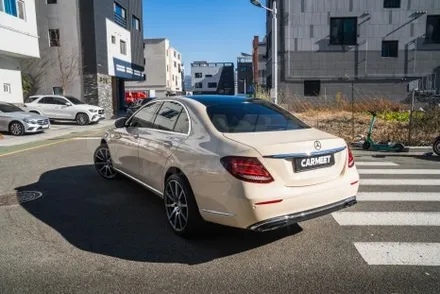 부산 전체랩핑 고광택 벤츠 e클래스 아이보리 화이트 시공 / 부산 명지동