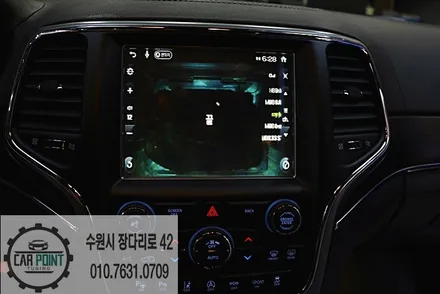 지프 네비 매립 전문점, 수원 수입차 네비 매립 전문시공점 , 수입차 썬팅 전문점 / 수원 권선