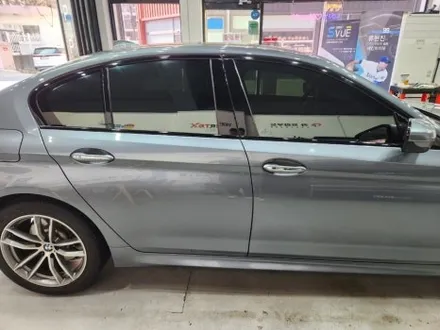 인천 부평 부개동 “카프라우드” BMW 520D G바디 레인보우 v90 썬팅 시공
