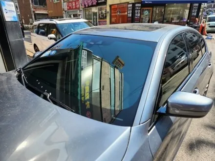 인천 부평 부개동 “카프라우드” BMW 520D G바디 레인보우 v90 썬팅 시공