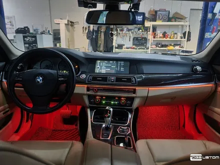 BMW F10 5시리즈 DMX비노출엠비언트, 풋등 시공 By. 구미 디지나인커스텀 / 구미, 대구
