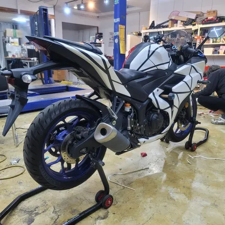 [구미디지나인커스텀]Yamaha R3(바이크) 아수라 전체 랩핑(+커스텀 데칼) / (+ SHOEI Z7 헬멧 랩핑) / 구미, 대구