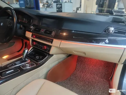 BMW F10 5시리즈 DMX비노출엠비언트, 풋등 시공 By. 구미 디지나인커스텀 / 구미, 대구