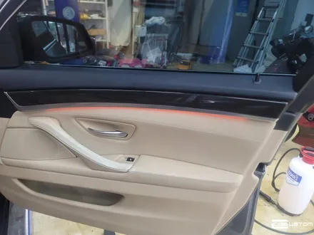 BMW F10 5시리즈 DMX비노출엠비언트, 풋등 시공 By. 구미 디지나인커스텀 / 구미, 대구