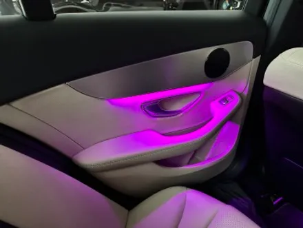 w205 C클래스 송풍구 엠비언트라이트(벤풍구)로 감성있는 실내분위기 조성하기
