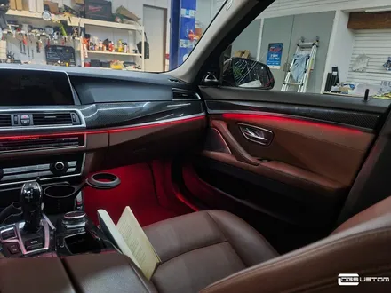 BMW F10 520d DMX 비노출엠비언트, 풋등 시공 By. 구미 디지나인커스텀 / 구미, 대구