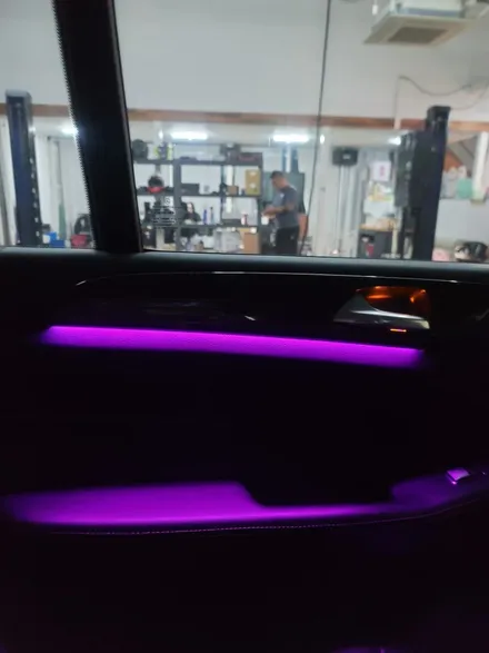 [구미디지나인커스텀]벤츠 ML350 DMX비노출 무빙엠비언트 시공으로 감성을 살려보았습니다 / 구미, 대구