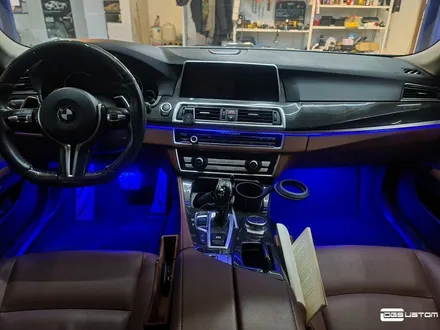 BMW F10 520d DMX 비노출엠비언트, 풋등 시공 By. 구미 디지나인커스텀 / 구미, 대구