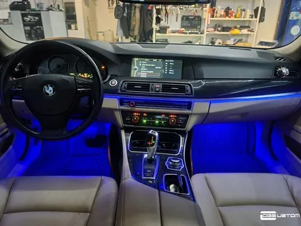 BMW F10 5시리즈 DMX비노출엠비언트, 풋등 시공 By. 구미 디지나인커스텀 / 구미, 대구