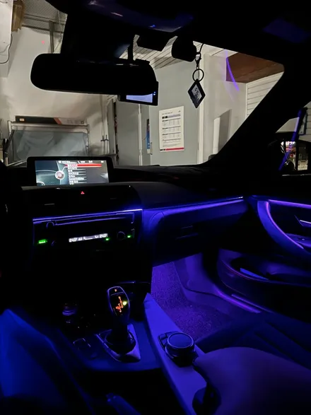 BMW 420D 실내 엠비언트라이트로 화려함을 더하다 / 구미, 대구