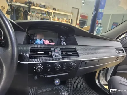 BMW E60 528i 엠비언트 라이트, 실내 전체 부분 랩핑(포인트 랩핑) By.구미 디지나인커스텀 / 구미, 대구