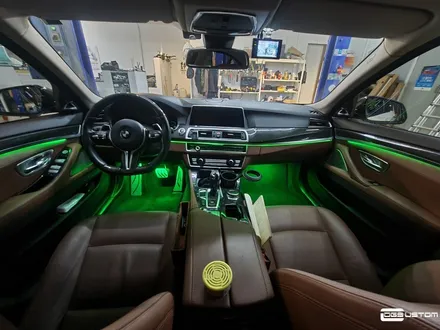 BMW F10 520d DMX 비노출엠비언트, 풋등 시공 By. 구미 디지나인커스텀 / 구미, 대구