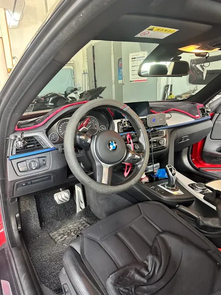 BMW 420D 실내 엠비언트라이트로 화려함을 더하다 / 구미, 대구