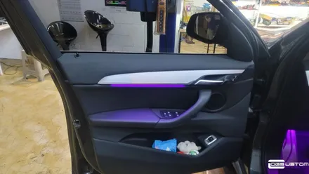 BMW X1 DMX 매립 엠비언트 무드등 풋등1/2열 시공 / 구미, 대구