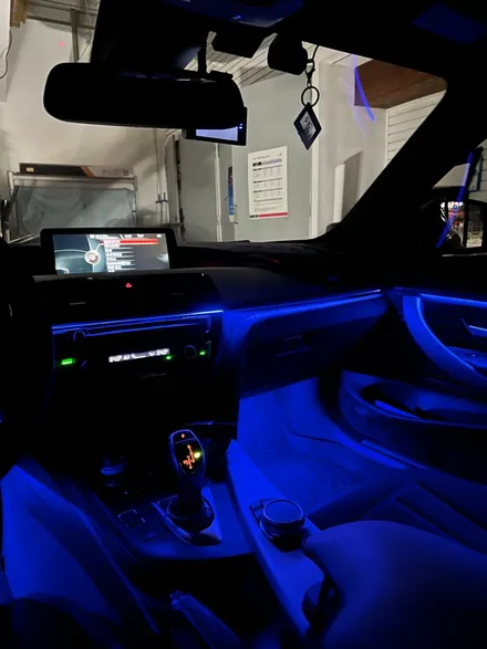 BMW 420D 실내 엠비언트라이트로 화려함을 더하다 / 구미, 대구