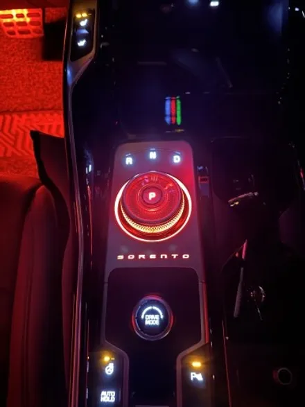 MQ4 올 뉴 쏘렌토 RGB 순정연동 시공은 대구, 구미 엠비언트 전문점 디지나인커스텀에서!! / 구미, 대구