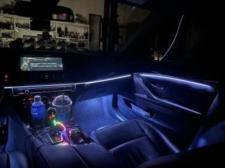 BMW F10 5시리즈 블루투스 RGB 엠비언트 시공! 다양한 컬러로 완성한 실내튜닝｜대구 구미 디지나인커스텀 / 구미, 대구