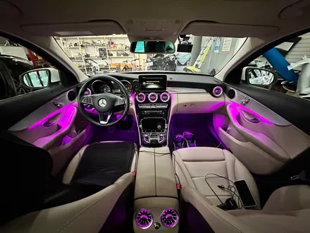 w205 C클래스 송풍구 엠비언트라이트(벤풍구)로 감성있는 실내분위기 조성하기