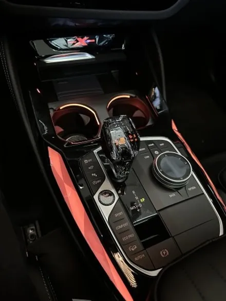 BMW X4 크리스탈 기어봉과 기어패널 컵홀더 엠비언트 시공기!! 대구, 구미 엠비언트 전문점 디지나인커스텀에서 확인할 수 있습니다!! / 구미, 대구