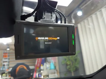 벤츠 GLA 신차패키지 시공 솔라가드 노블레스K + 아이나비 QXD 메가4채널 블랙박스 + 유리막코팅 + PPF 생활보호패키지 / 서울 광진구, 중곡, 건대