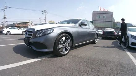 벤츠 E300 아방가르드 서울지역 ~ 일산전시장 출장신차검수! / 서울 광진구, 중곡, 건대