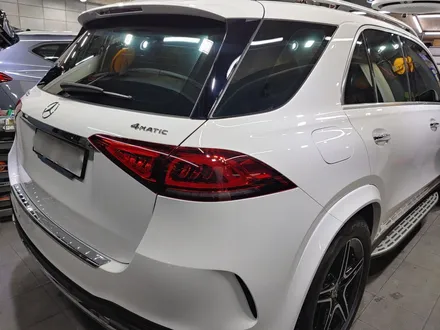 화이트 * GLE 4MATIC  퀀텀 + 옵틱글래스 + PPF + 유리막 레이어링 + 휠코팅 + 보조배터리 + 블랙박스 + / 서울 광진구, 중곡, 건대