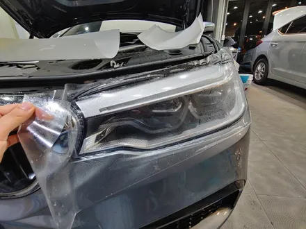 도봉구BMW 전시장 530I 솔라가드 노블레스K + PPF 도어 전체(문콕패키지) + 본넷PPF 시공으로 걱정 끝! / 서울 광진구, 중곡, 건대