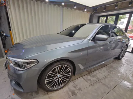 도봉구BMW 전시장 530I 솔라가드 노블레스K + PPF 도어 전체(문콕패키지) + 본넷PPF 시공으로 걱정 끝! / 서울 광진구, 중곡, 건대