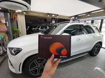 화이트 * GLE 4MATIC  퀀텀 + 옵틱글래스 + PPF + 유리막 레이어링 + 휠코팅 + 보조배터리 + 블랙박스 + / 서울 광진구, 중곡, 건대