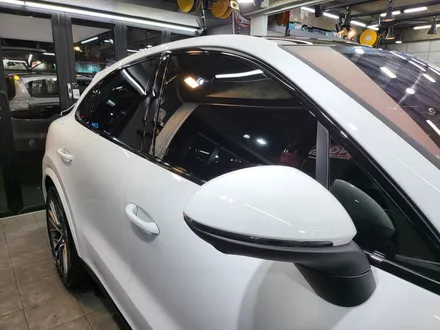 포르쉐 카이엔 강남강북할 것 없이 신차패키지 하러 오는 카스페이스 강북점! / 서울 광진구, 중곡, 건대