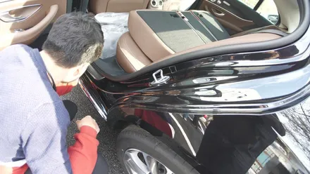 안정성과 주행 퍼포먼스로 두 마리 토끼를 잡은  벤츠 E300 4MATIC 출장 신차검수! / 서울 광진구, 중곡, 건대