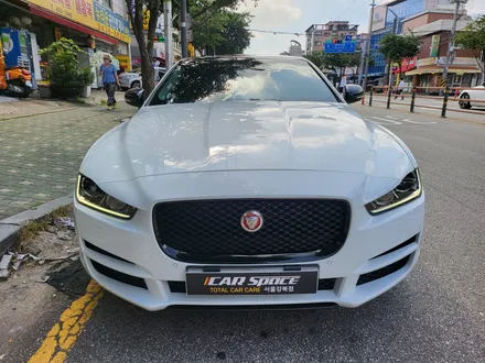루프스킨&크롬딜리트로 최고의 드레스업을 한 \'재규어 XE\' / 서울 광진구, 중곡, 건대
