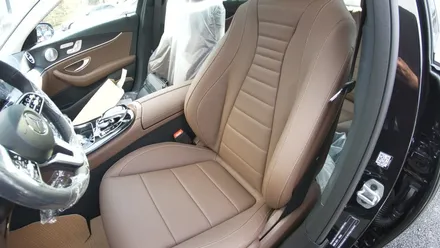 안정성과 주행 퍼포먼스로 두 마리 토끼를 잡은  벤츠 E300 4MATIC 출장 신차검수! / 서울 광진구, 중곡, 건대