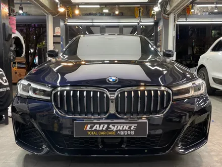 BMW 520i 임페리얼 블루, 신차검수 솔라가드썬팅 보조배터리 방음 유리막, 발수코팅 완벽 시공 \'송파구 신차패키지\' / 서울 광진구, 중곡, 건대