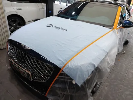 G80 태즈먼블루 X 레인보우 V90 자연광 아래에서 모습 공개! / 서울 광진구, 중곡, 건대