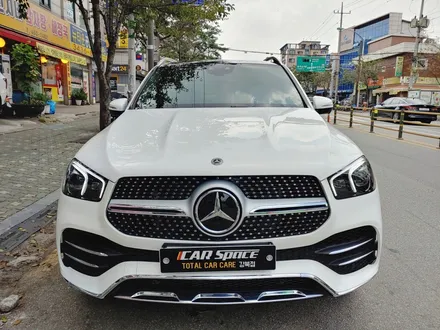 화이트 * GLE 4MATIC  퀀텀 + 옵틱글래스 + PPF + 유리막 레이어링 + 휠코팅 + 보조배터리 + 블랙박스 + / 서울 광진구, 중곡, 건대