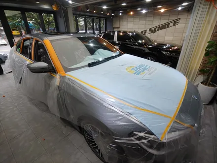 도봉구BMW 전시장 530I 솔라가드 노블레스K + PPF 도어 전체(문콕패키지) + 본넷PPF 시공으로 걱정 끝! / 서울 광진구, 중곡, 건대