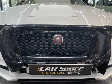 루프스킨&크롬딜리트로 최고의 드레스업을 한 \'재규어 XE\' / 서울 광진구, 중곡, 건대