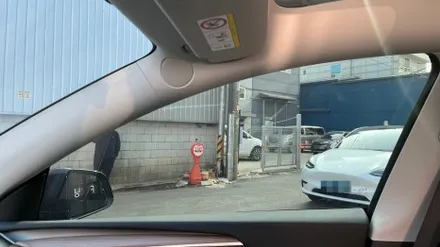 테슬라 모델Y 미니 계기판까지 장착 완료! / 서울 구로 영등포
