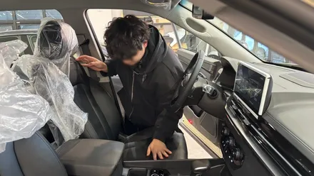 무쏘 Q300 클럽 1호차 신차검수, 썬팅 전 꼼꼼하게 확인했어요 / 서울 구로 영등포