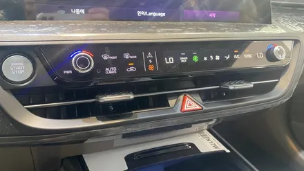 K8 신차검수) 구석구석 전문가의 손길로 점검되는 K8 하이브리드 / 서울 구로 영등포